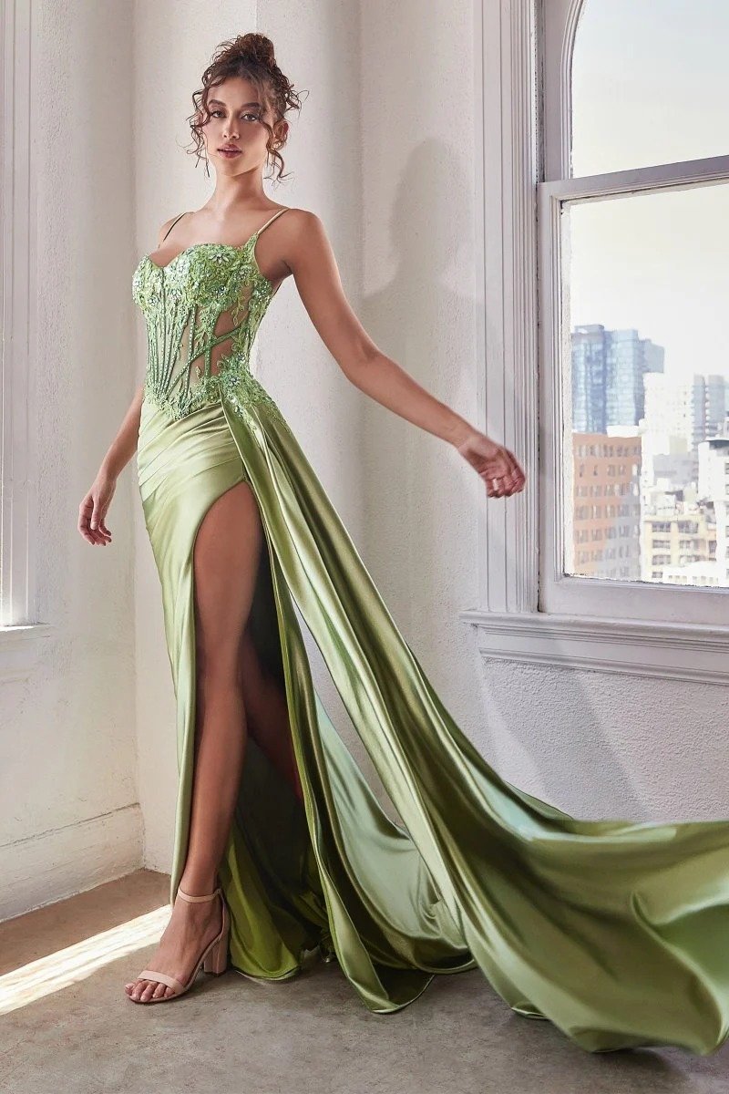 Elegantes Satin-Abendkleid mit Korsett und Schlitz 10